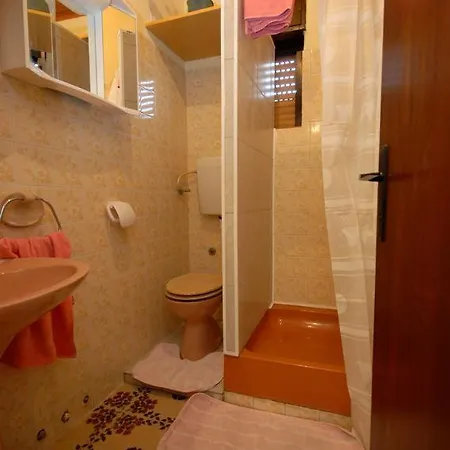 Apartment 14083b